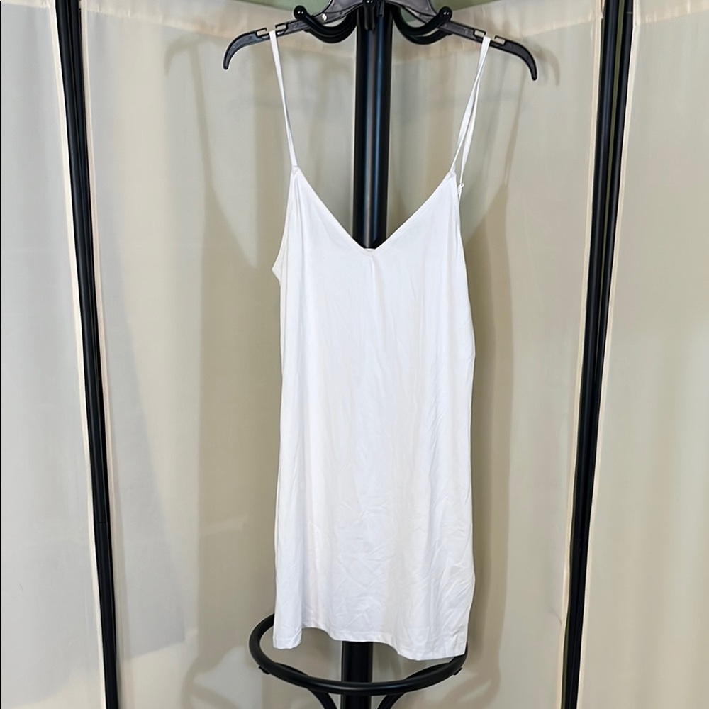 Guess Elegant White Women's Top